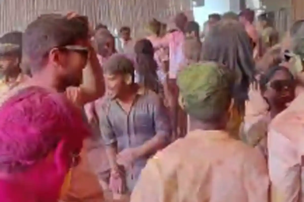 Nagpur Students Celebrate Holi After Exams: परीक्षा के बाद होली का जश्न, कोचिंग की छुट्टियां