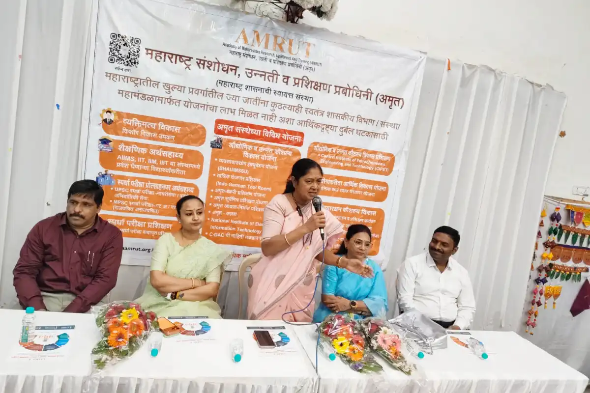 Amrut Peth exhibition Nagpur 2026: नागपुर में 'अमृत पेठ' प्रदर्शनी का शुभारंभ: महापौर नीता ठाकरे ने किया उद्घाटन, स्थानीय नवउद्यमियों को मिला मंच