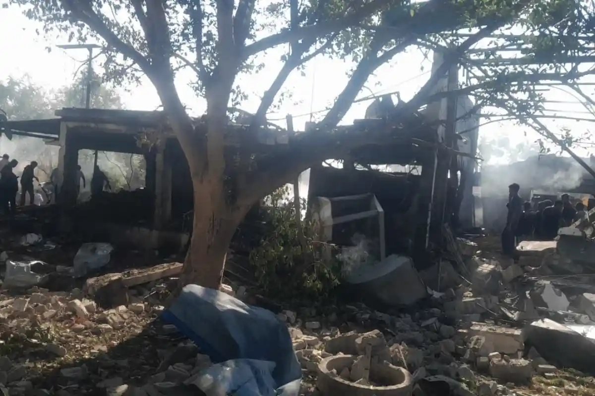 SBL Energy Blast Nagpur: नागपुर के कलमेश्वर में एसबीएल एनर्जी फैक्ट्री में भीषण विस्फोट, 18 की मौत, 18 घायल, SP हर्ष पोद्दार ने की पुष्टि | Photos 16 SBL Energy Blast News Nagpur: नागपुर के कलमेश्वर में एसबीएल एनर्जी फैक्ट्री में भीषण विस्फोट |SBL Energy Limited explosion Nagpur Kalmeswhar News