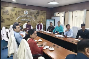 पश्चिम बंगाल विधानसभा चुनाव 2026: ECI ने वीडियो कॉन्फ्रेंस के जरिए की मतदान तैयारियों की समीक्षा