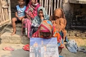 West Bengal Basirhat family stuck in Iran amid Middle East conflict: ईरान में फंसे बशीरहाट के 5 परिवारजन, इंटरनेट बंद होने से टूटा संपर्क – बूढ़ी माँ की आँखें लगी हैं राह पर