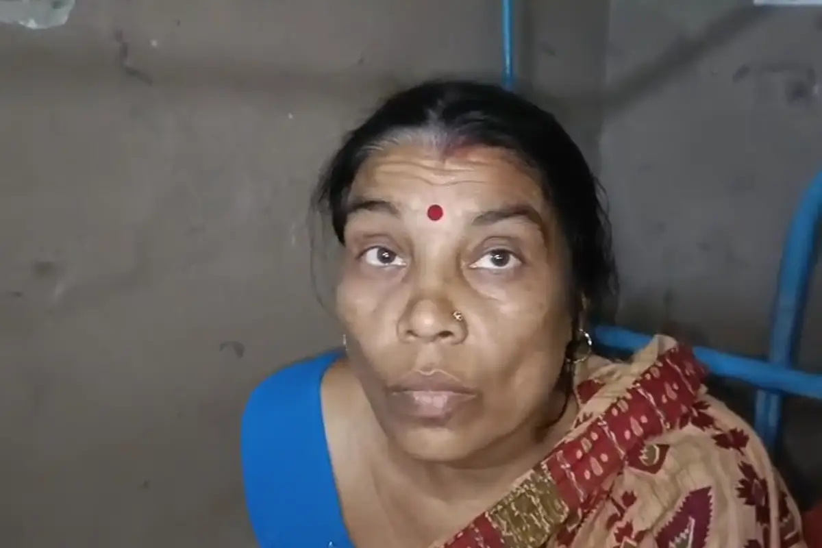 Shantipur Khichdi Accident news during Basant Utsav festival in Nadia: बड़े कड़ाही में खिचड़ी पलटने से बच्चा समेत कई लोग घायल