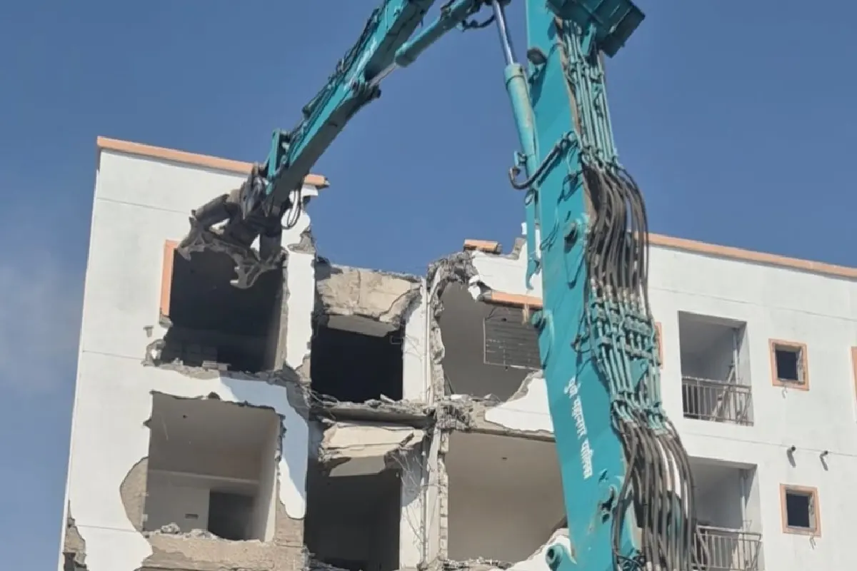 Pune illegal construction demolition PMC