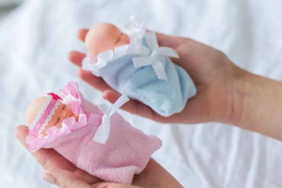 Pune sex determination clinic raid: स्टिंग ऑपरेशन में अवैध लिंग परीक्षण रैकेट का पर्दाफाश, 2 गिरफ्तार