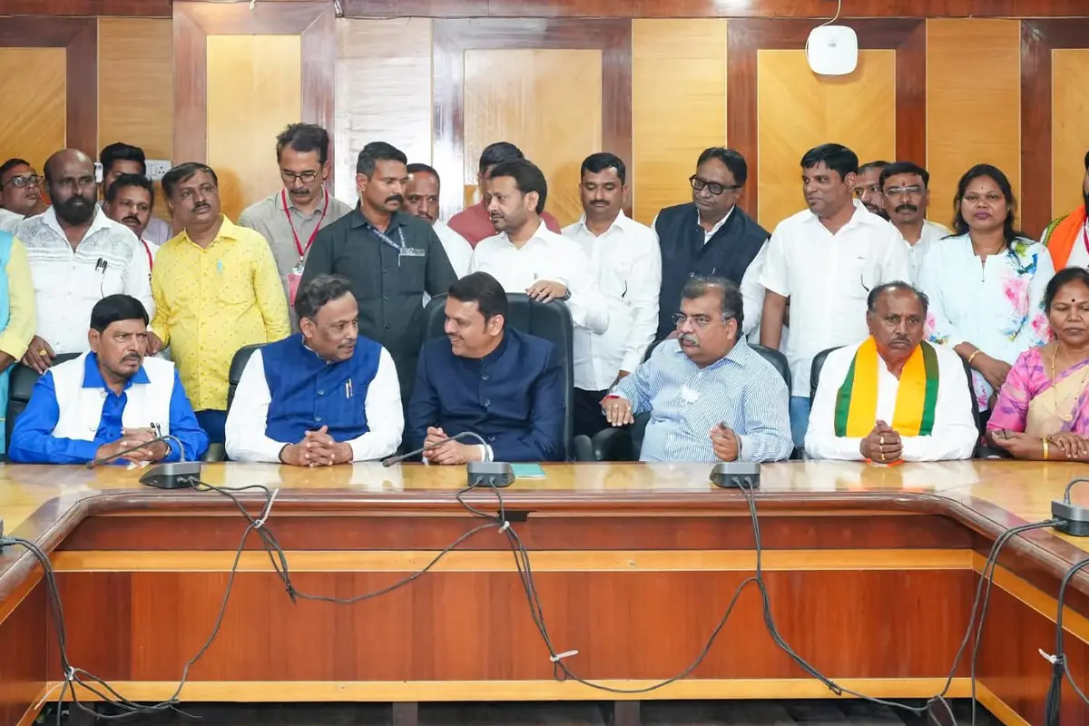 Maharashtra Rajya Sabha Nomination: मुंबई में मुख्यमंत्री देवेंद्र फडणवीस की मौजूदगी में नेताओं ने राज्यसभा के लिए दाखिल किया नामांकन