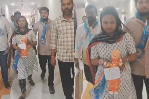  Nagpur NSUI protest: सीनेट मीटिंग में एनएसयूआई ने कुलगुरु मनाली क्षीरसागर को बताया कठपुतली, परीक्षा विभाग की लापरवाही से 500 से ज्यादा विषयों का रिजल्ट अटका