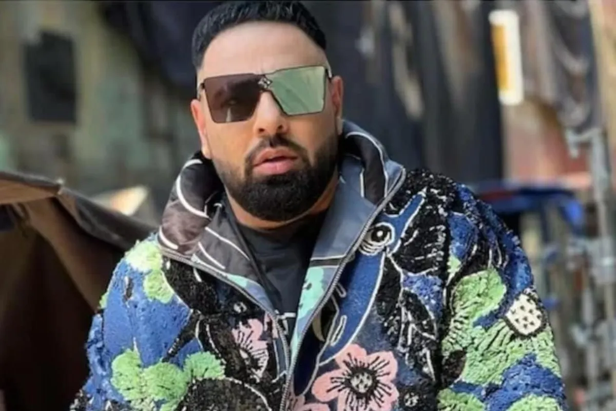 ‘टटीरी’ गाने पर बवाल, रैपर बादशाह के खिलाफ FIR; गिरफ्तारी के लिए पुलिस की दबिश