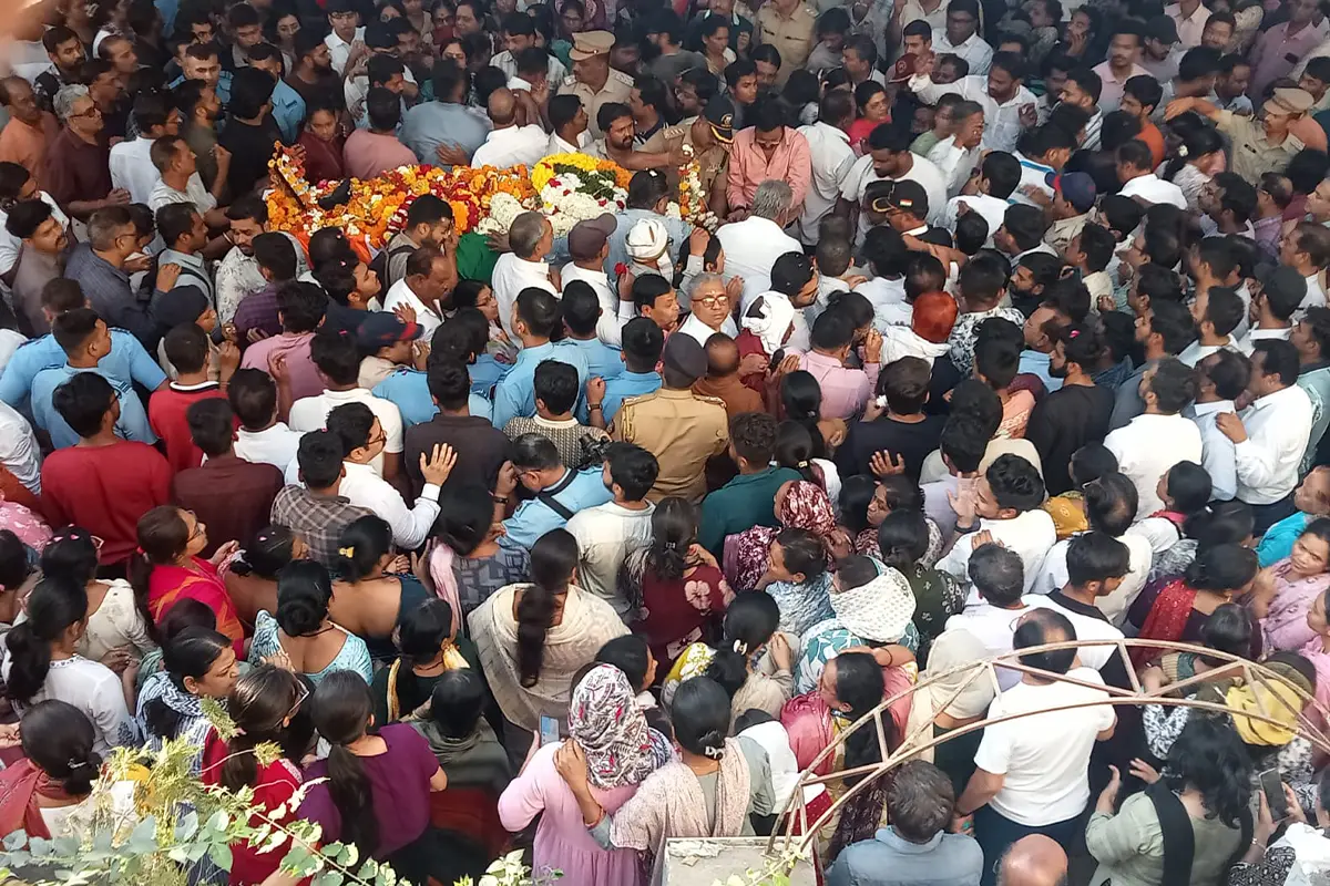 Indian Air Force Plane Crash Assam: असम में एयर फोर्स का विमान हादसा, दो जवान शहीद, नागपुर के परिवार में शोक | Nagpur soldier martyred