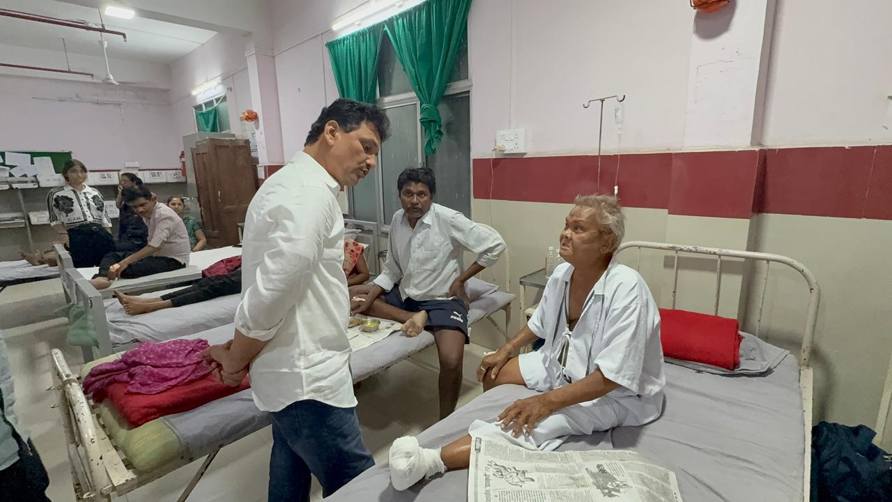 Prakash Abitkar ESIC Hospital Nagpur: नागपुर के ESIC अस्पताल में मंत्री प्रकाश आबिटकर ने अचानक दौरा किया और मरीजों से उपचार, डॉक्टरों के व्यवहार और अस्पताल की सुविधाओं के बारे में जानकारी ली