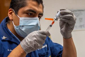 कोविड वैक्सीन साइड इफेक्ट्स केस में सुप्रीम कोर्ट का फैसला, मुआवजा नीति बनाने का दिया निर्देश