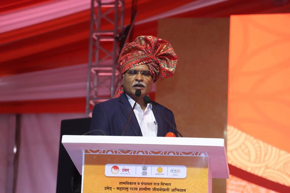 Mahalakshmi Saras 2026 Nagpur exhibition women self-help groups: नागपुर के रेशीमबाग मैदान में महालक्ष्मी सरस 2026 का उद्घाटन। 6.7 लाख स्व-सहायता समूहों की 65 लाख महिलाएं 23 मार्च तक उत्पाद प्रदर्शित करेंगी।