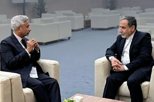 Crude oil supply India: ऊर्जा संकट में उम्मीद की किरण, LPG और पेट्रोल-डीजल की आपूर्ति होगी बहाल