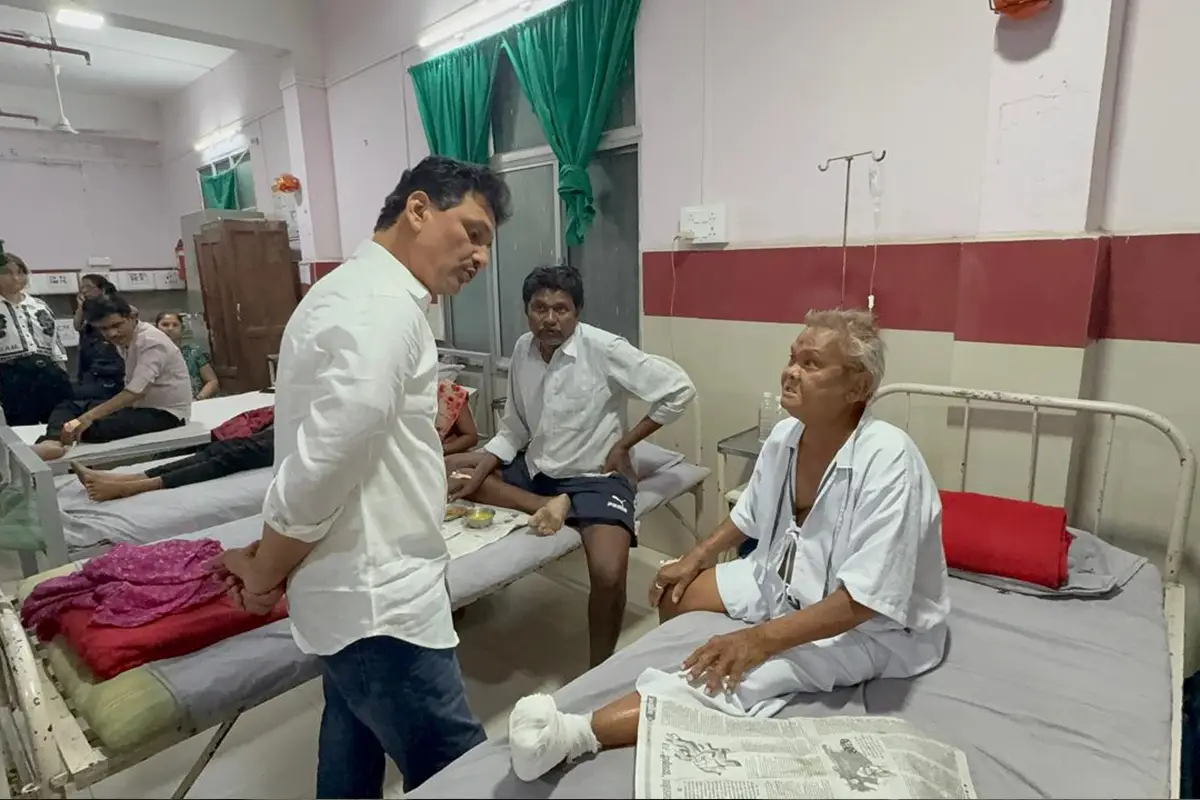 Prakash Abitkar ESIC Hospital Nagpur: नागपुर के ESIC अस्पताल में मंत्री प्रकाश आबिटकर ने अचानक दौरा किया और मरीजों से उपचार, डॉक्टरों के व्यवहार और अस्पताल की सुविधाओं के बारे में जानकारी ली