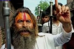 मथुरा में ‘फरसा वाले बाबा’ की हत्या से बवाल, हाईवे जाम और पुलिस से झड़प