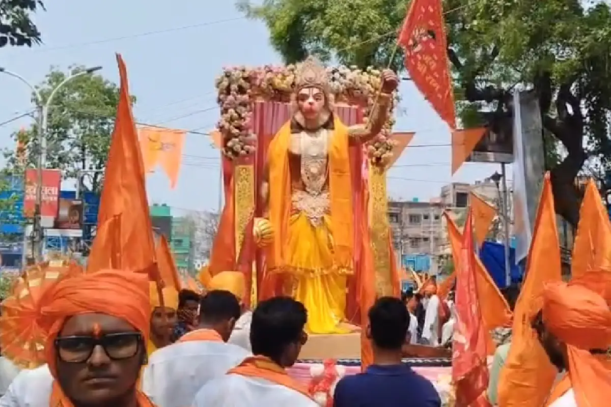 Ram Navami procession Howrah Anjani putra Sena court order: हावड़ा में रामनवमी पर अंजनीपुत्र सेना की शोभायात्रा, कोर्ट ने 500 से ज़्यादा सदस्यों की भागीदारी पर लगाई रोक, ड्रोन व केंद्रीय बल तैनात।