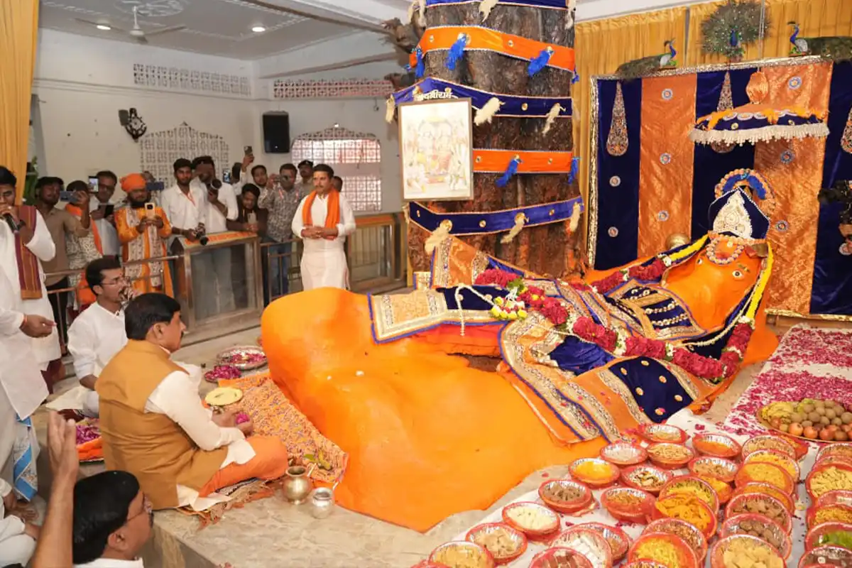 Nagpur News: रामनवमी पर CM यादव ने किया नागपुर के 'श्री हनुमान लोक' का लोकार्पण, द्वितीय चरण की भी घोषणा 13 CM Mohan Yadav inaugurates Nagpur Hanuman Lok Jamsawanli Dham: रामनवमी पर हनुमान लोक का लोकार्पण, विकास को नई रफ्तार