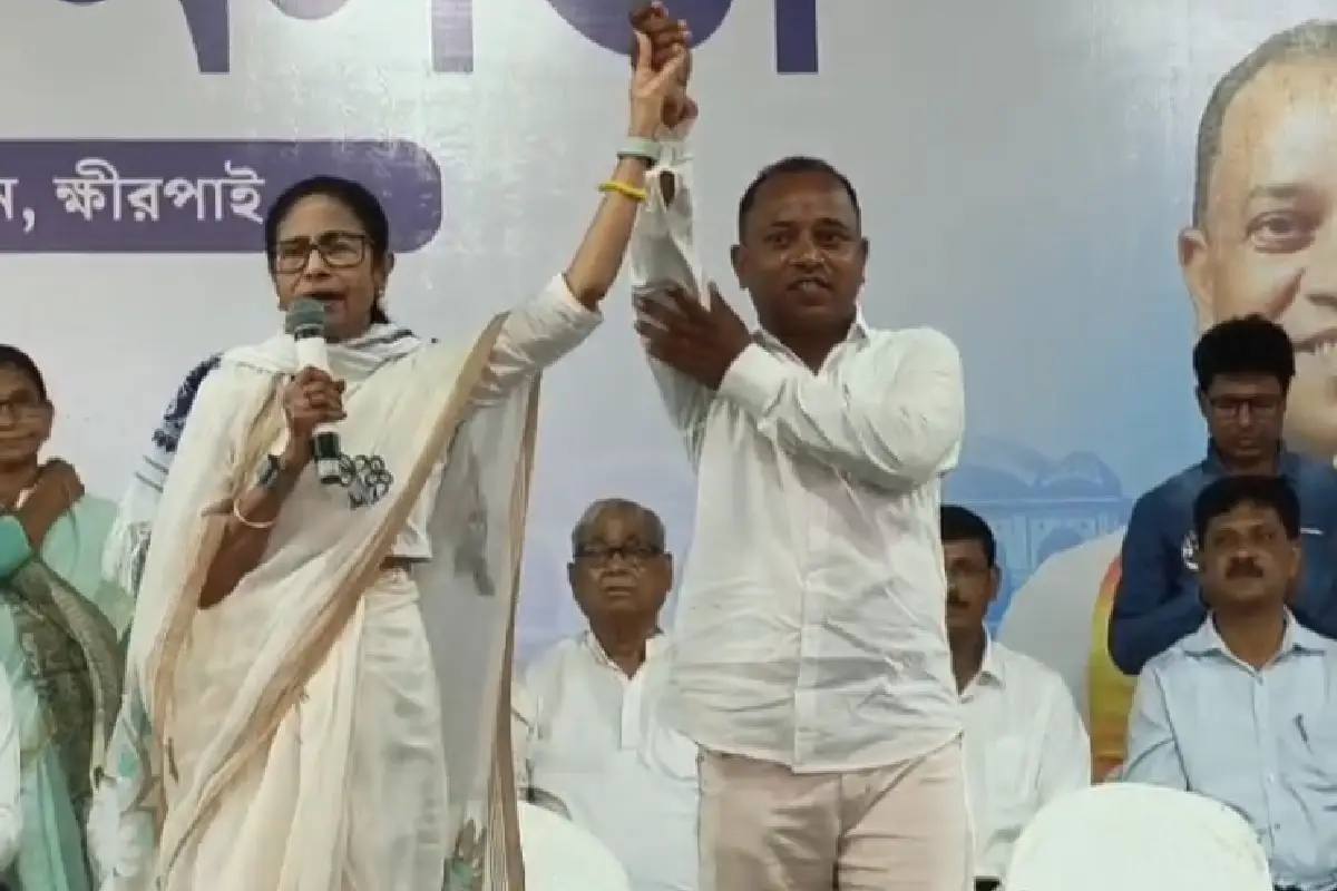 West Bengal News: तृणमूल अब महासागर है - एक लहर आई तो BJP साफ हो जाएगी, चंद्रकोना में ममता का हुंकार 15 Mamata Banerjee Chandrakona rally BJP Trinamool: चंद्रकोना रैली में ममता बनर्जी की BJP को चेतावनी - "तृणमूल अब महासागर है, एक लहर में BJP बह जाएगी।" पश्चिम मेदिनीपुर से पूरी रिपोर्ट।