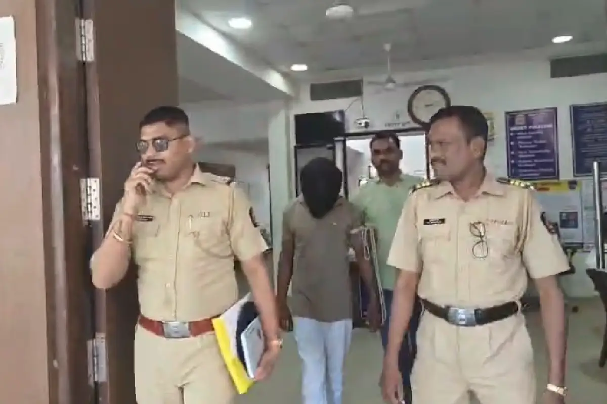 Nagpur house theft arrest Lakadganj: नागपुर के लकड़गंज थाना क्षेत्र में दो साल पुराने घर-चोरी मामले में आरोपी कुलदीपसिंह घावरी को पुलिस ने गिरफ्तार किया, लाखों के गहने व नकदी थी चोरी।