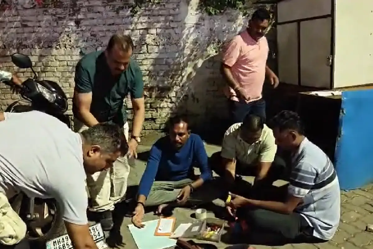 Nagpur MD mephedrone drug arrest Babulban: नागपुर के बाबुलबन में पुलिस ने 53 ग्राम एमडी ड्रग्स सहित ₹3.60 लाख का माल जब्त किया। आरोपी पर पहले से कई आपराधिक मामले दर्ज हैं।