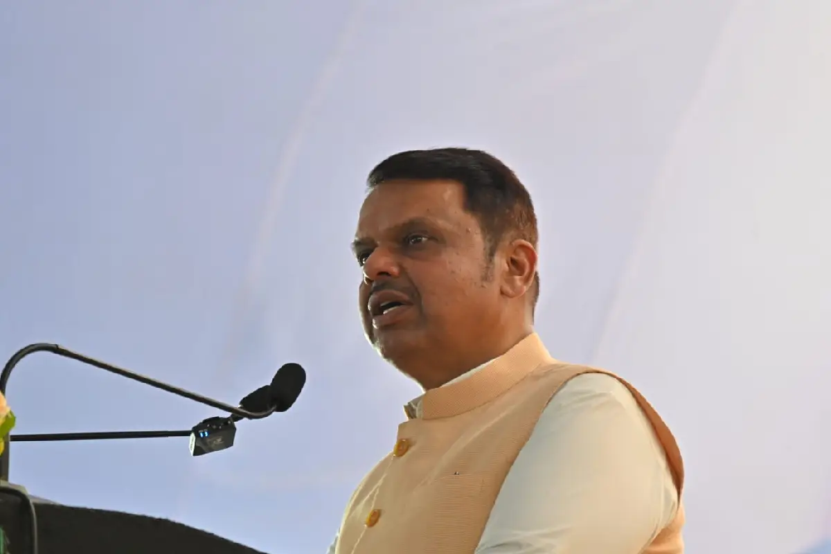 Datta Meghe condolence meeting Nagpur: विदर्भ क्रिकेट असोसिएशन मैदान जामठा नागपुर में दत्ता मेघे की सर्वदलीय शोकसभा; CM फडणवीस और गडकरी ने दी श्रद्धांजलि, दो स्मारक बनाने की घोषणा।