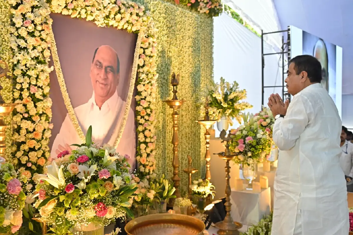 Datta Meghe condolence meeting Nagpur: विदर्भ क्रिकेट असोसिएशन मैदान जामठा नागपुर में दत्ता मेघे की सर्वदलीय शोकसभा; CM फडणवीस और गडकरी ने दी श्रद्धांजलि, दो स्मारक बनाने की घोषणा।