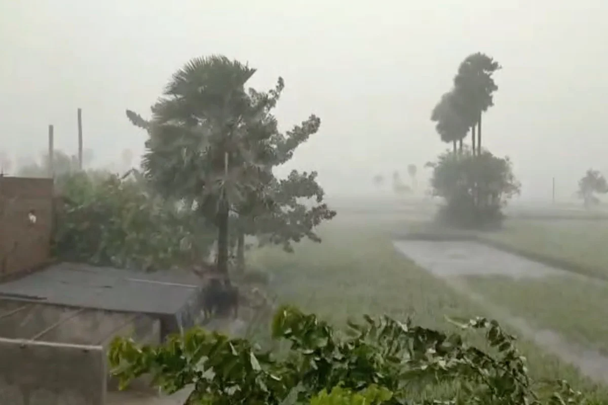 West Bengal weather forecast: कल से मौसम में बदलाव, कई इलाकों में सूखा और कहीं-कहीं हल्की बारिश