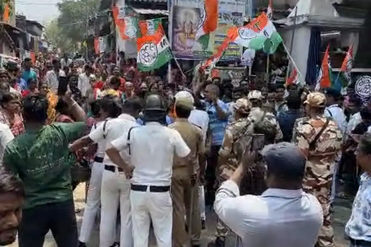 attack on BJP Priyanka Tibrewal Kolkata: एंटाली क्षेत्र में भाजपा प्रत्याशी पर हमला, राजनीतिक माहौल गरमाया