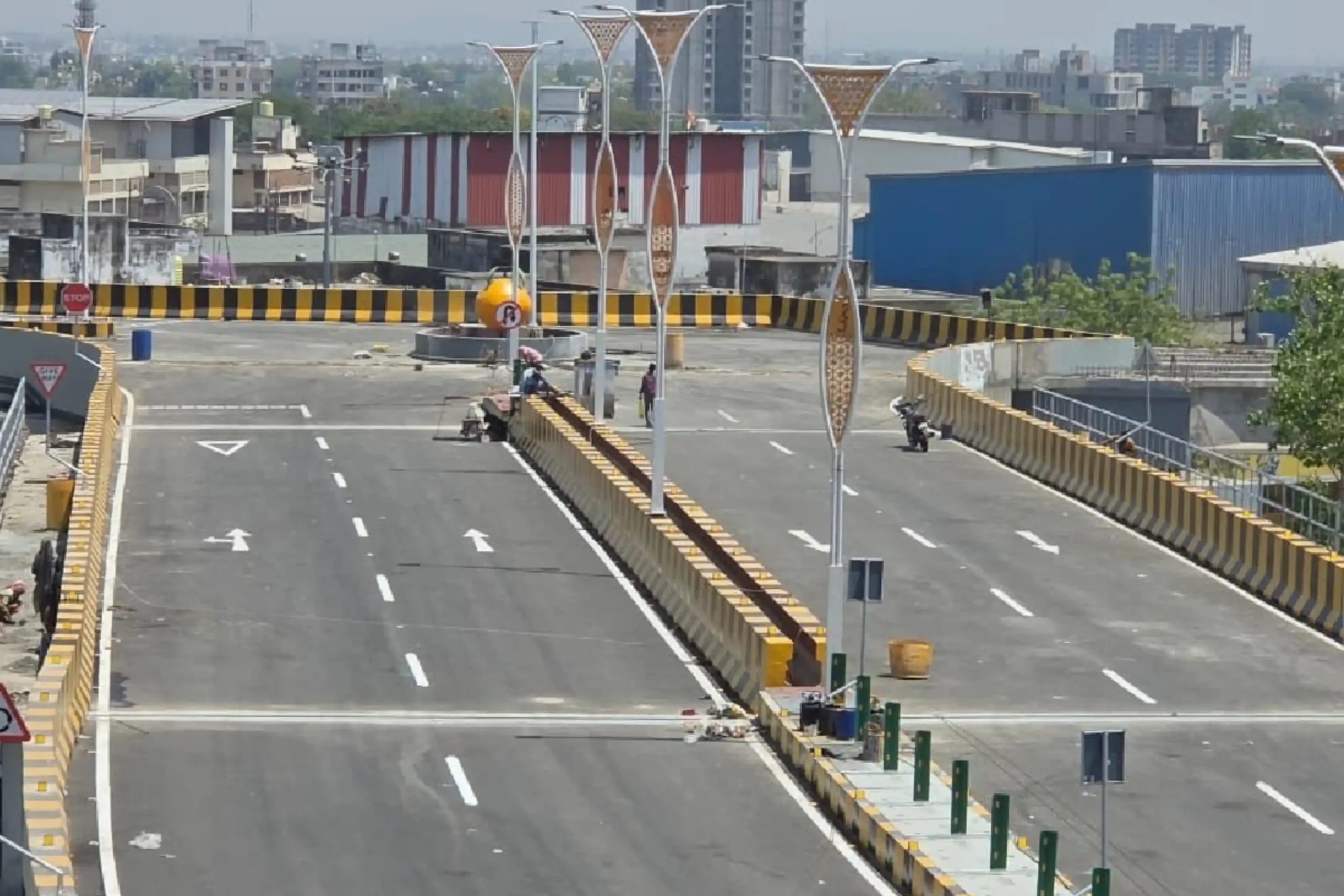 नागपुर के दीप्ति सिग्नल आरओबी पर संतरे की आकृति वाली मूर्ति से बदलेगी शहर की पहचान 12 Nagpur Orange City sculpture Deepti Signal Road Over Bridge: नागपुर में ऑरेंज सिटी पहचान को मजबूत करने की नई पहल