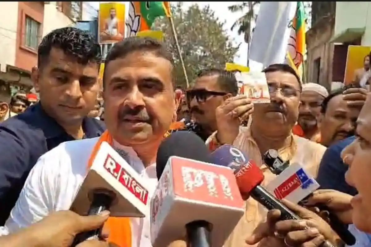 भवानीपुर में शुभेंदु अधिकारी ने चेतला से शुरू किया चुनाव प्रचार, लोगों को दी नववर्ष की शुभकामनाएं 12 Suvendu Adhikari Bhawanipur Election Campaign Chetla: भवानीपुर में शुभेंदु अधिकारी ने चेतला से शुरू किया प्रचार और लोगों को दी नए साल की शुभकामनाएं