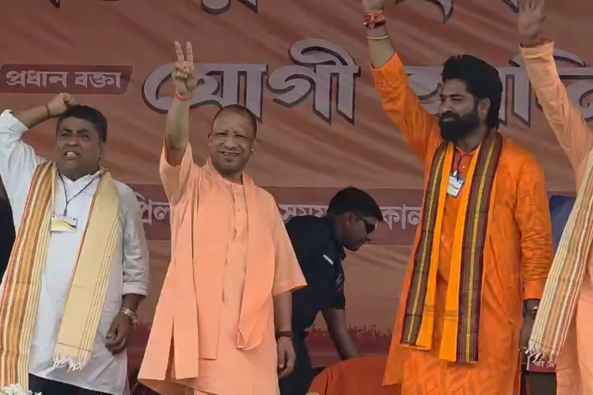 Yogi Adityanath Asansol rally statement: आसनसोल में योगी आदित्यनाथ का हमला, बोले- बंगाल ने देश को राष्ट्रीय गीत और राष्ट्रगान दिया