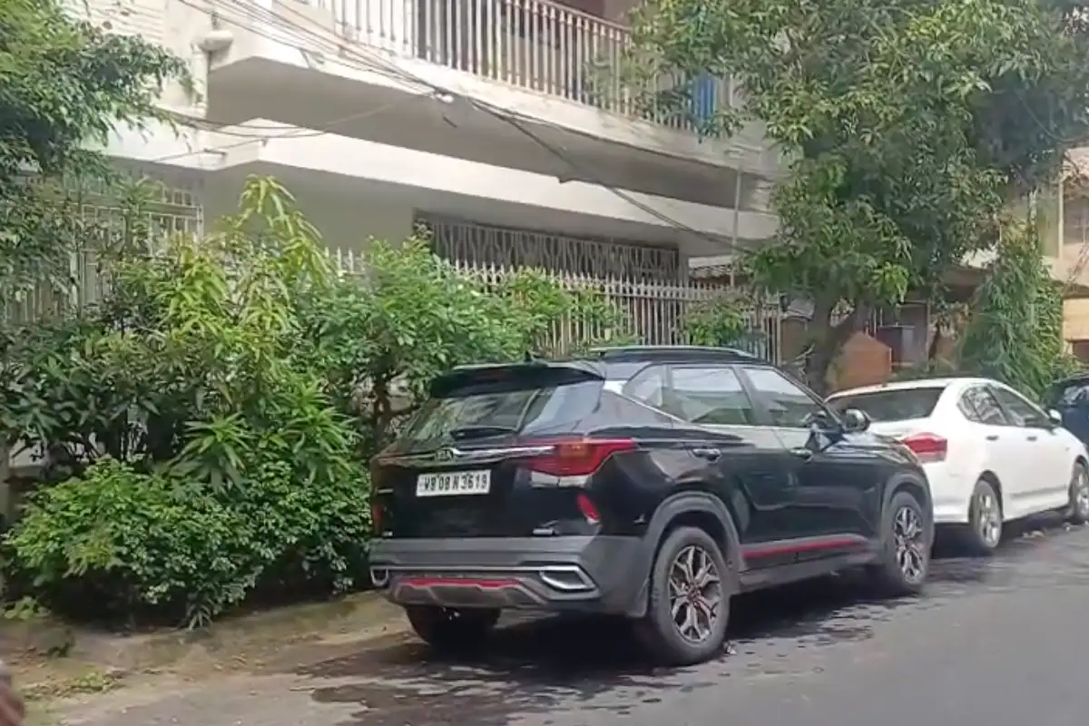 ED raid Salt Lake construction firm case: सॉल्टलेक में ईडी की छापेमारी, निर्माण कंपनी से जुड़े कारोबारी के घरों पर कार्रवाई