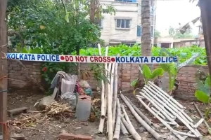 Kolkata Murder: कोलकाता के सरशुना में किराएदार का खून से लथपथ शव बरामद, गले और गर्दन पर चोट के निशान, लालबाजार की टीम जांच में जुटी