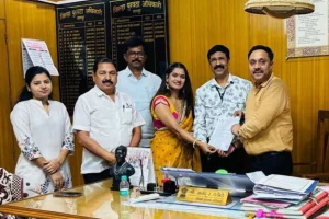 Nagpur Gas Cylinder Shortage: नागपुर में गैस सिलेंडर की किल्लत, मोरया फाउंडेशन ने जिला आपूर्ति अधिकारी को सौंपा ज्ञापन, त्वरित कार्रवाई का आश्वासन