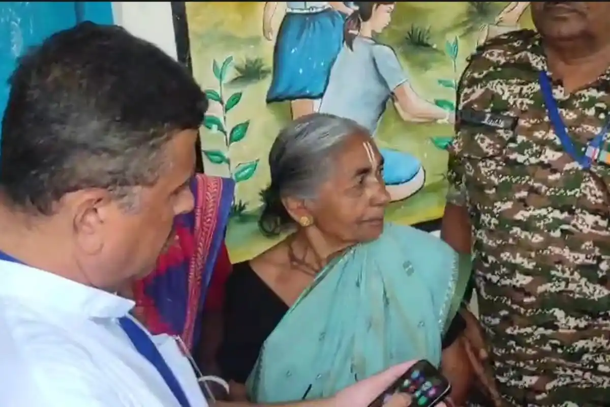Suvendu Adhikari BLO phone use polling booth Nandigram: नंदीग्राम में मतदान के दौरान फोन इस्तेमाल पर विवाद, शुभेंदु अधिकारी ने दी चेतावनी