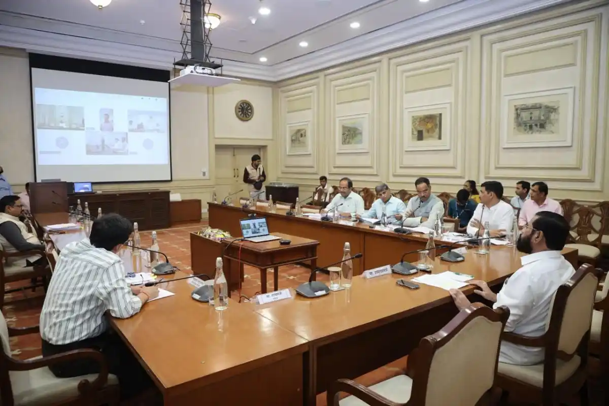 Gosikhurd water tourism project work progress Eknath Shinde: गोसीखुर्द जलाशय में जल पर्यटन काम तेजी से पूरा करने के निर्देश