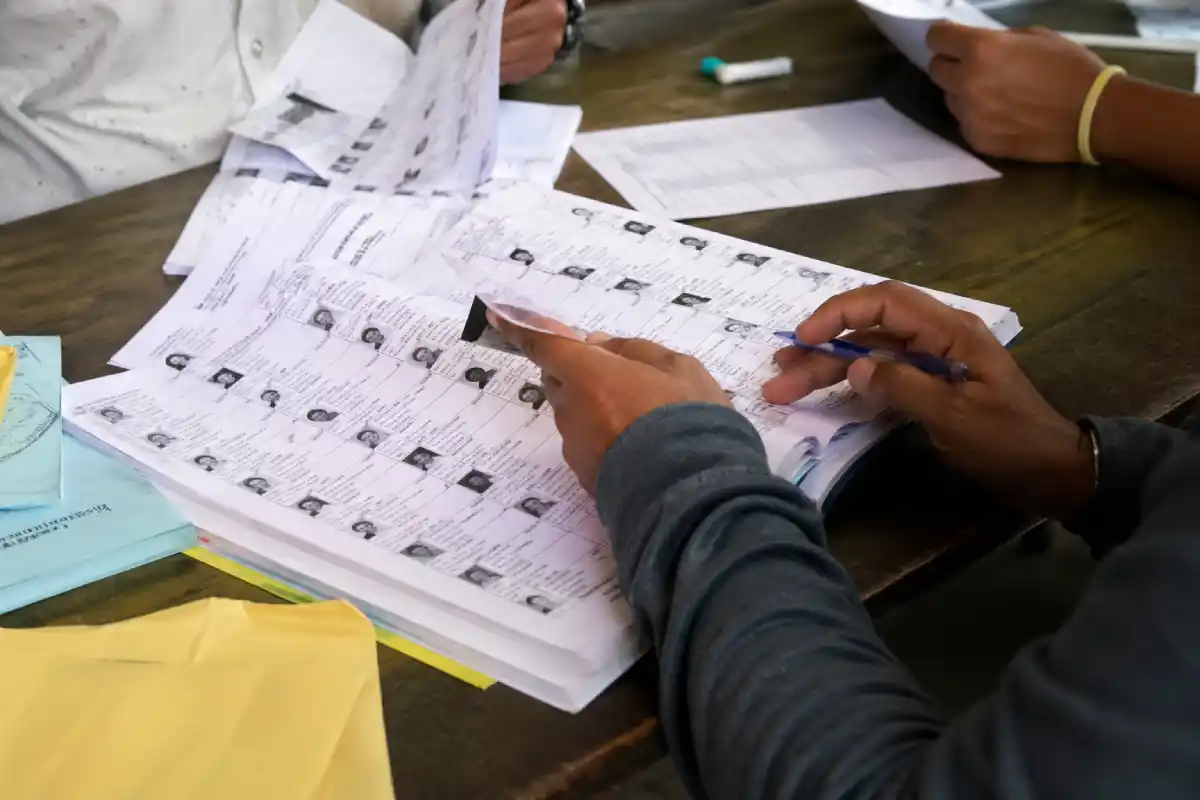 Nagpur voter mapping electoral roll verification: मतदाताओं से अपनी जानकारी जांच कर प्रक्रिया पूरी करने की अपील