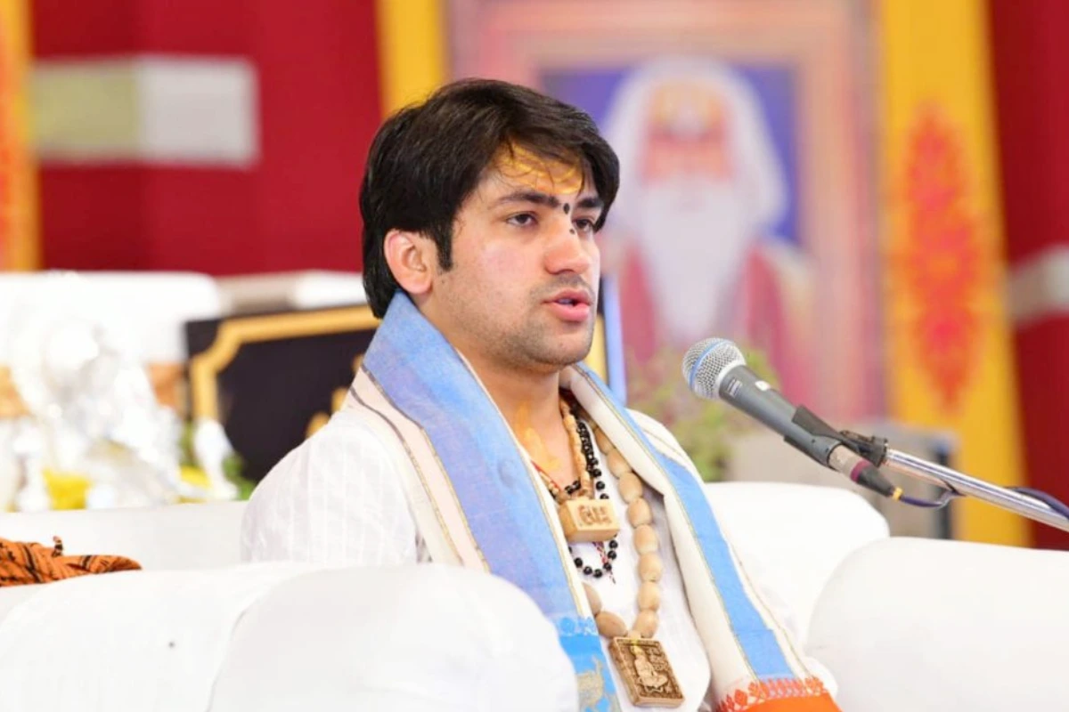 Bageshwar Baba Shivaji controversy in Hindi