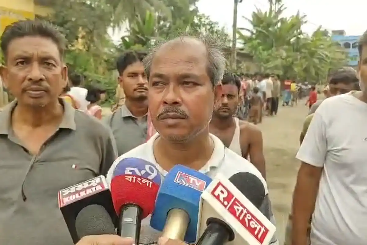 Habra bombs recovery Election Tension: हाबड़ा में आठ जिंदा बम मिलने से चुनाव के दिन डर का माहौल