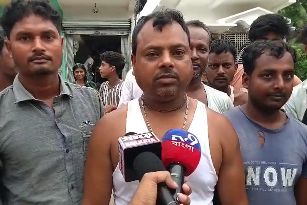 Habra bombs recovery Election Tension: हाबड़ा में आठ जिंदा बम मिलने से चुनाव के दिन डर का माहौल