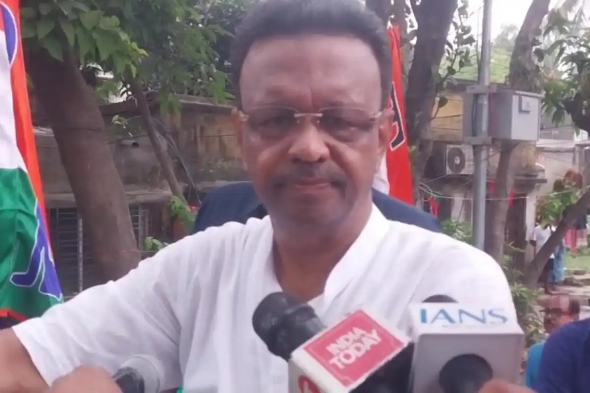Firhad Hakim Jagatdal violence BJP allegation Kolkata: चेतला में पदयात्रा, शांतिपूर्ण मतदान की अपील
