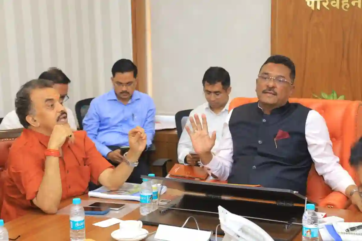 Maharashtra Taxi language rule