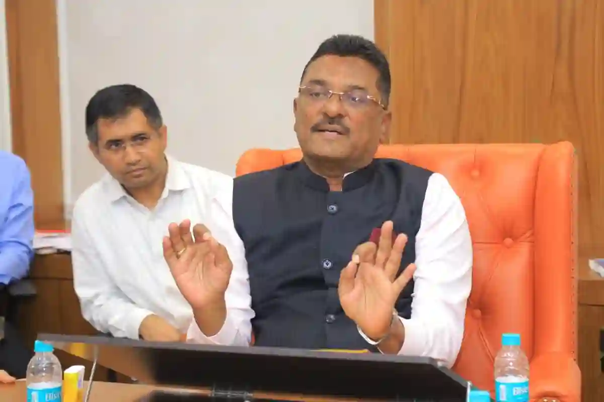 Maharashtra Taxi language rule