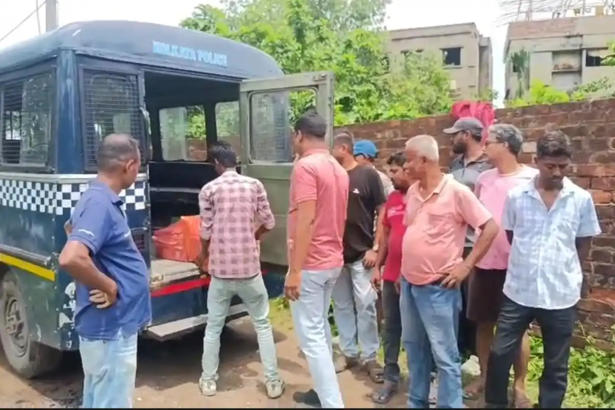 Simplex company files burned Haridevpur Kolkata corruption: कोलकाता में फाइल जलाने को लेकर बढ़ा विवाद, बीजेपी ने लगाए गंभीर आरोप