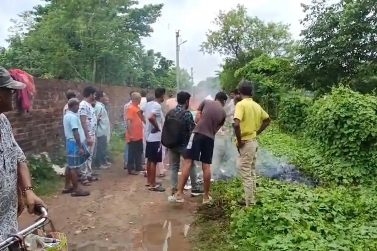 Simplex company files burned Haridevpur Kolkata corruption: कोलकाता में फाइल जलाने को लेकर बढ़ा विवाद, बीजेपी ने लगाए गंभीर आरोप