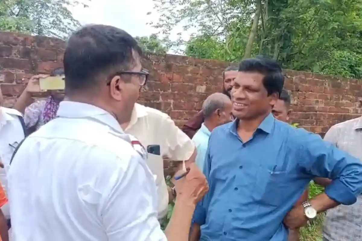 Simplex company files burned Haridevpur Kolkata corruption: कोलकाता में फाइल जलाने को लेकर बढ़ा विवाद, बीजेपी ने लगाए गंभीर आरोप