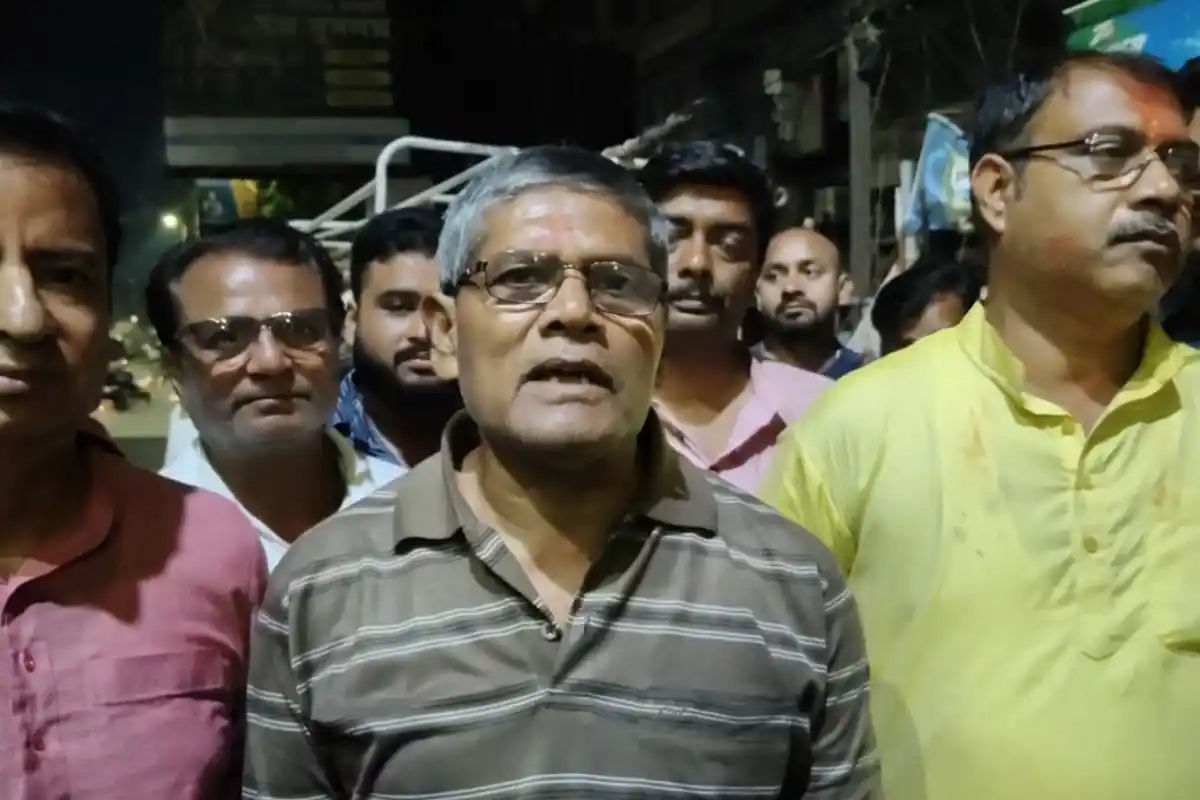 Asansol post poll violence TMC office: आसनसोल में कई तृणमूल कार्यालयों में आग और तोड़फोड़ से बढ़ा तनाव