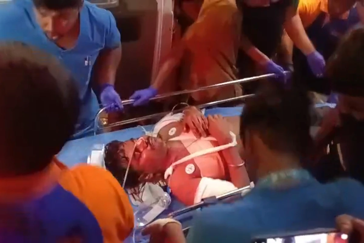 Shuvendu Adhikari's PA Shot: BJP नेता के PA समेत दो गोलीबद्ध, Vibacity नर्सिंगहोम में भर्ती | Madhyamgram shootout BJP leader PA shot Bengal 2026