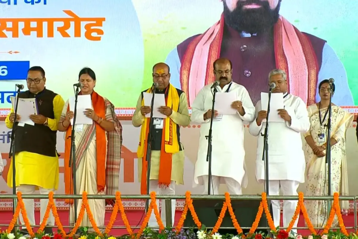 बिहार में नई सरकार का गठन: सम्राट कैबिनेट के 32 मंत्रियों ने ली शपथ, निशांत कुमार और दीपक प्रकाश को भी मिली जगह, देखिए पूरी लिस्ट