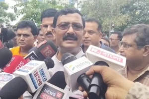 West Bengal News: बारासात मेडिकल कॉलेज पहुंचे राज्यसभा सांसद राहुल सिन्हा, स्वास्थ्य व्यवस्था पर की चर्चा