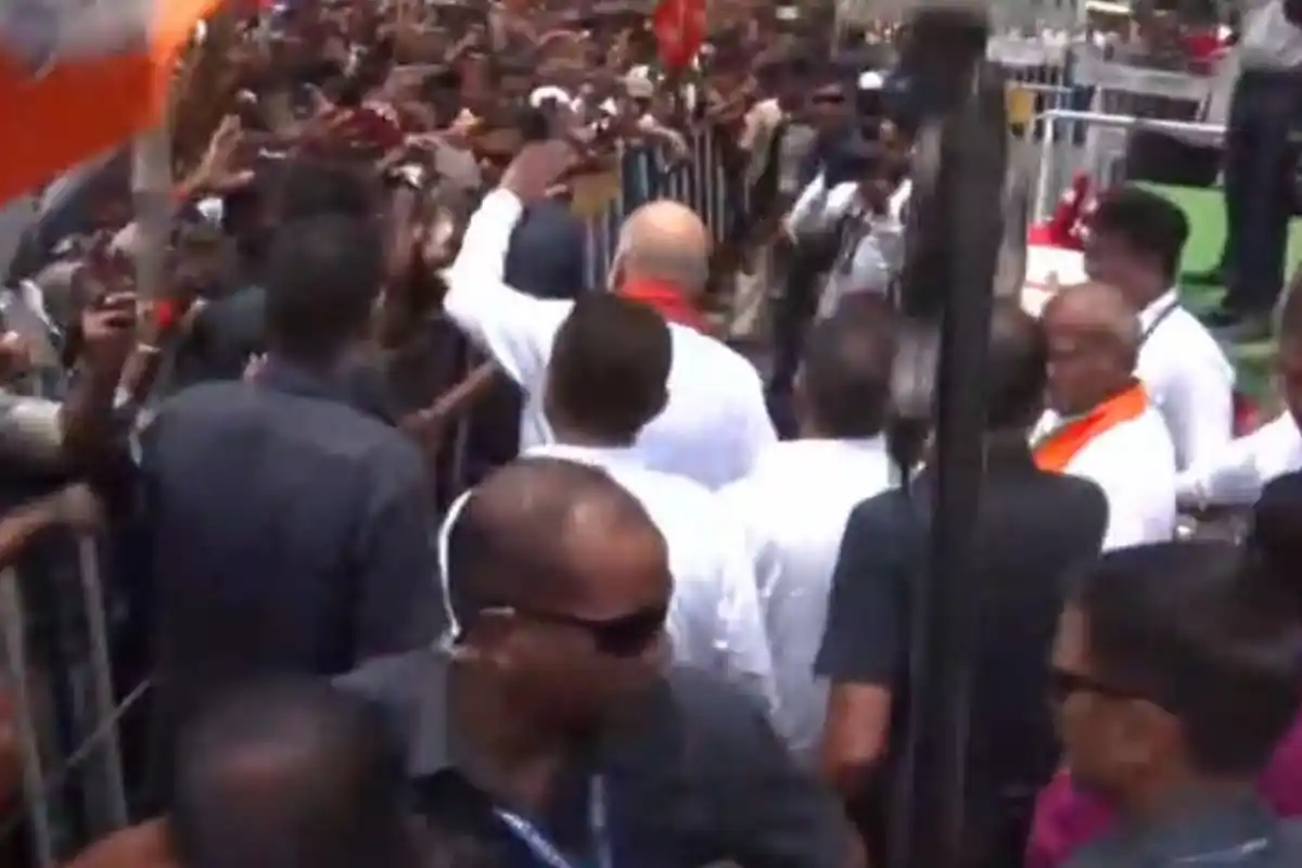 Amit Shah Kolkata airport visit Suvendu Adhikari welcome: केंद्रीय गृह मंत्री अमित शाह दिल्ली से कोलकाता पहुंचे, एयरपोर्ट पर शुभेंदु अधिकारी ने किया स्वागत